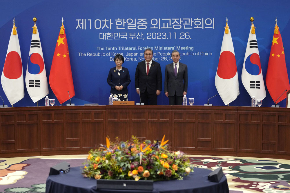 Top diplomats of South Korea, Japan, China meet to restart trilateral summit, revive cooperation
